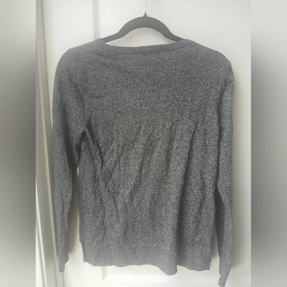 Old Navy Charcoal Knit Pullover Medium - Picture 3 of 3